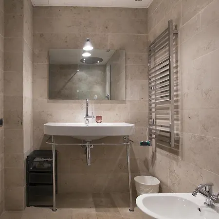 Tendency Rambla Catalunya Apartman *